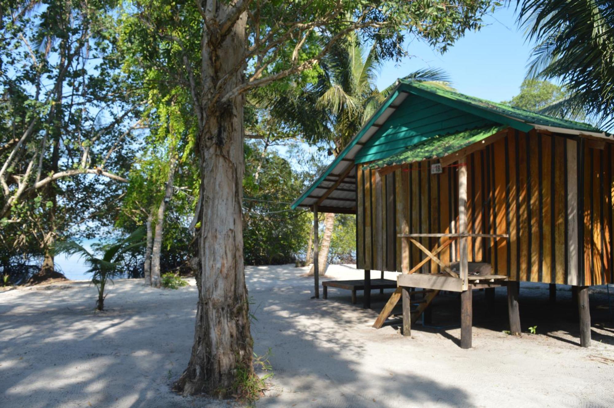 Palm Beach Bungalow Resort Prek Svay Village Bagian luar foto
