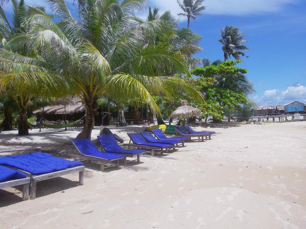 Palm Beach Bungalow Resort Prek Svay Village Bagian luar foto