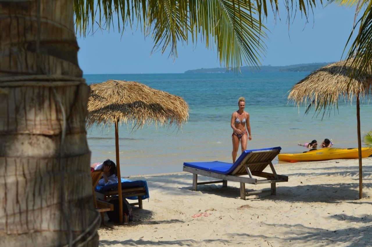 Palm Beach Bungalow Resort Prek Svay Village Bagian luar foto